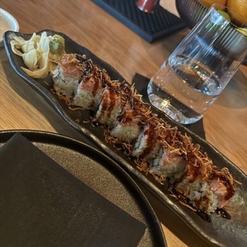 Modan - Firecracker roll - Sushi Bars Near Me - Tysons, Virginia