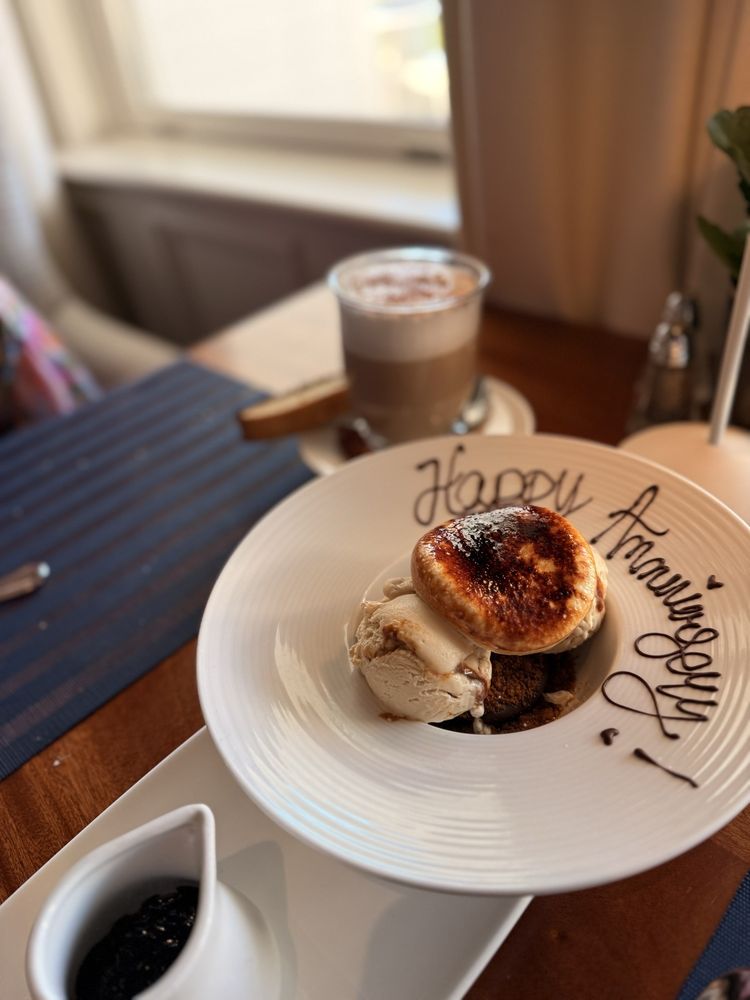 Salt Kitchen & Bar - Wentworth By The Sea