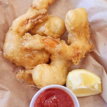 Kiwi Style Fish and Chips Anna Maria Island - Shrimp my friend ordered - Fish & Chips Near Me - Holmes Beach, Florida Kiwi Style Fish and Chips Anna Maria Island - Shrimp my friend ordered - Fish & Chips Near Me - Holmes Beach, Florida