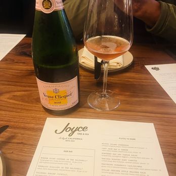 Joyce - Cork fee $35 - Southern Near Me - Los Angeles, California