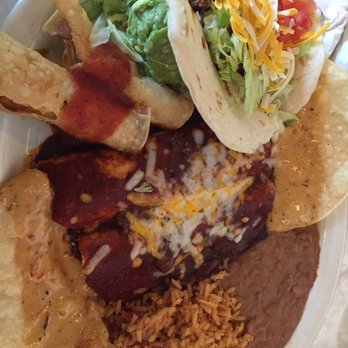 Chuy's - Combo #1, not a fan of the red sauce but taco was legit - Tex-Mex Near Me - Winter Park, Florida