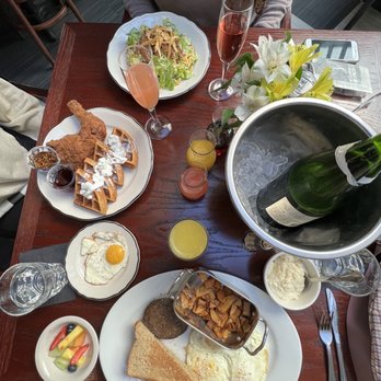 Eden - Mimosa flight, signature breakfast, chicken and waffles, southwest chicken salad - New American Near Me - Hot Springs, Arkansas Eden - Mimosa flight, signature breakfast, chicken and waffles, southwest chicken salad - New American Near Me - Hot Springs, Arkansas