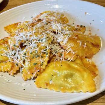 Carrabba's Italian Grill - Mezzaluna - Italian Near Me - Fredericksburg, Virginia Carrabba's Italian Grill - Mezzaluna - Italian Near Me - Fredericksburg, Virginia
