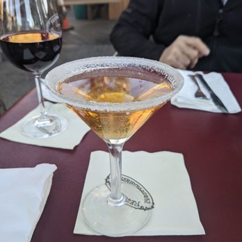 Restaurant Gastrognome - Pear martini - New American Near Me - Idyllwild, California Restaurant Gastrognome - Pear martini - New American Near Me - Idyllwild, California