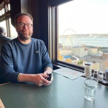 Lowell's Restaurant - What a view! - American Near Me - Seattle, Washington Lowell's Restaurant - What a view! - American Near Me - Seattle, Washington