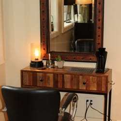 Balance Salon & Spa LLC - Salon stations