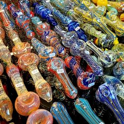Mommaz Dispensary-Kalispell