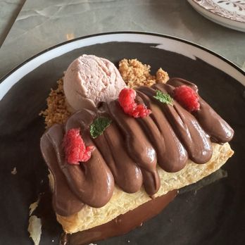 Legami - Chocolate and raspberry dessert - Italian Near Me - Charleston, South Carolina Legami - Chocolate and raspberry dessert - Italian Near Me - Charleston, South Carolina