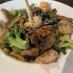 Pedalers Fork - Asian Bowl with grilled shrimp and rice