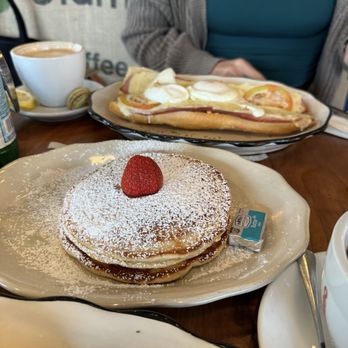 La Boulangerie Boul'Mich - Side Pancakes - Bakeries Near Me - Pinecrest, Florida La Boulangerie Boul'Mich - Side Pancakes - Bakeries Near Me - Pinecrest, Florida