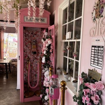 Boss Chic Coffee Bar - Inside - Coffee & Tea Near Me - Lancaster, California Boss Chic Coffee Bar - Inside - Coffee & Tea Near Me - Lancaster, California