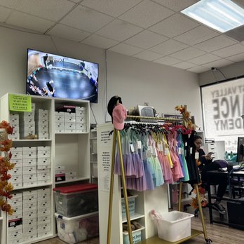 West Valley Dance Academy - Dance Studios Near Me - Chatsworth, California West Valley Dance Academy - Dance Studios Near Me - Chatsworth, California
