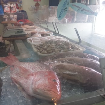 Robinson's Seafood - You can buy fresh seafood in the market....awesome! - Seafood Near Me - Cedar Key, Florida Robinson's Seafood - You can buy fresh seafood in the market....awesome! - Seafood Near Me - Cedar Key, Florida