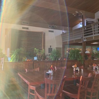 Tygart Shores Dining - the sun shining through the window - New American Near Me - Grafton, West Virginia Tygart Shores Dining - the sun shining through the window - New American Near Me - Grafton, West Virginia