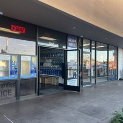 Water Store'n Ice - FRONT ENTRANCE