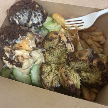 Berlin Doner & Kebab - Falafel box with salad and fries - Turkish Near Me - Vaughan, Ontario Berlin Doner & Kebab - Falafel box with salad and fries - Turkish Near Me - Vaughan, Ontario