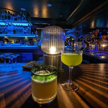 Middle 8 - Cocktail Bars Near Me - Pleasanton, California