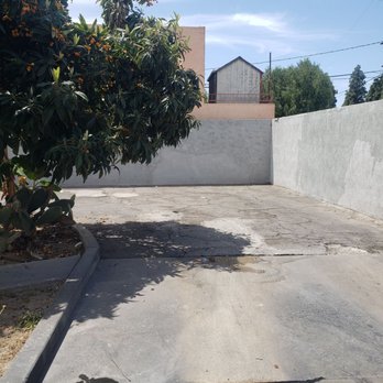 Commonwealth Car Wash - The tree that damaged my truck thay say was impossible horrible business. - Car Wash Near Me - Fullerton, California Commonwealth Car Wash - The tree that damaged my truck thay say was impossible horrible business. - Car Wash Near Me - Fullerton, California
