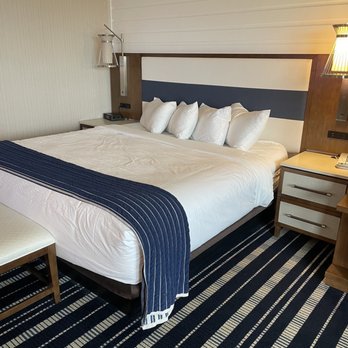 Opal Spa - Samoset Resort - King room - Resorts Near Me - Rockport, Maine Opal Spa - Samoset Resort - King room - Resorts Near Me - Rockport, Maine