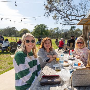 DeepRoots Vineyards - Music Venues Near Me - Plantersville, Texas