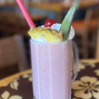 Islands Restaurant - The Cool Breeze made by Gabe the best bartender! - Burgers Near Me - Torrance, California Islands Restaurant - The Cool Breeze made by Gabe the best bartender! - Burgers Near Me - Torrance, California