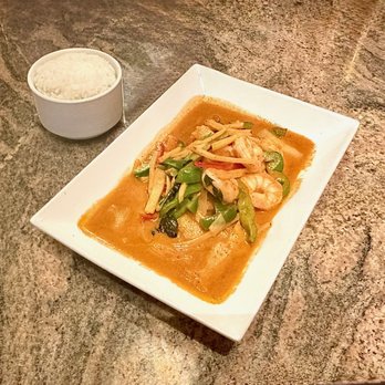 Bahn Thai - Pud Kuang Gaeng (Red Curry) - Thai Near Me - Charlotte, North Carolina