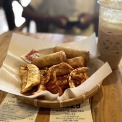 Sweetie Cup Tea House - Crispy Chicken Wonton, Vegetable Spring Roll