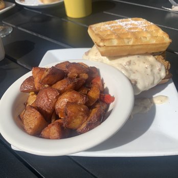 Vic's - Breakfast & Brunch Near Me - Martinez, California