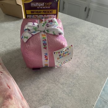 Dexter's Deli - Squeaky toy gift - Pet Stores Near Me - Carlsbad, California Dexter's Deli - Squeaky toy gift - Pet Stores Near Me - Carlsbad, California