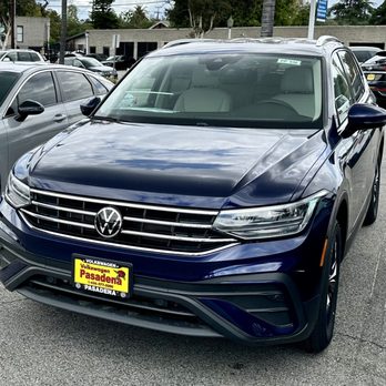 Volkswagen Pasadena - Car Dealers Near Me - Pasadena, California