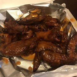 FireWings - Burnt wings. Owner told me he baked it and then fried them to make sure they weren't "raw".