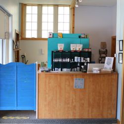 Moe's Spine & Bodyworks - Front desk