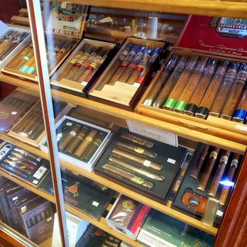 Ted's Tobacco - Gift Sets for Every Occasion and Budget - Tobacco Shops Near Me - Omaha, Nebraska