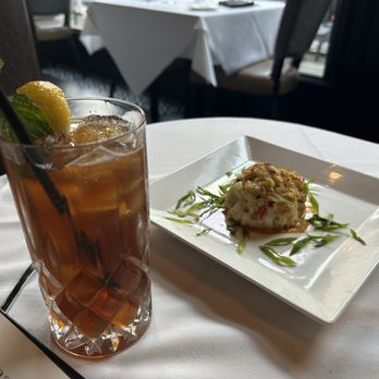 Del Frisco's Double Eagle Steakhouse - Crab cake - New American Near Me - Indianapolis, Indiana