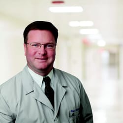 Glynn J Elliott, III MD FACP