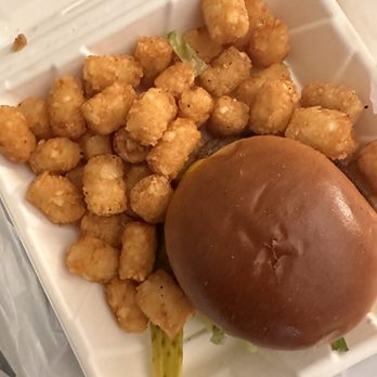 The Inverness Denver, a Hilton Golf & Spa Resort - Room service burger and tots - Hotels Near Me - Englewood, Colorado The Inverness Denver, a Hilton Golf & Spa Resort - Room service burger and tots - Hotels Near Me - Englewood, Colorado