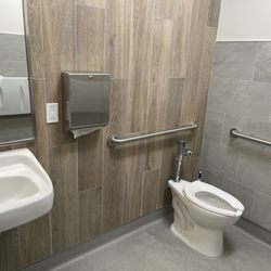 UF Health Emergency & Urgent Care Center - Eustis/Mt. Dora - Restroom