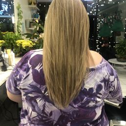 Another beautiful job by An's Beauty Salon. Thank you An for your attention to my hair. I turned out beautifully. Another beautiful job by An's Beauty Salon. Thank you An for your attention to my hair. I turned out beautifully.