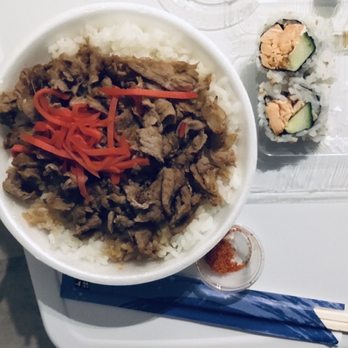 Ikkyu - Ginger Pork $9.24, rolls next to it for comparison - modest size. Not a ton of meat or flavor. Spicy w/o ichimi. - Ramen Near Me - Tucson, Arizona Ikkyu - Ginger Pork $9.24, rolls next to it for comparison - modest size. Not a ton of meat or flavor. Spicy w/o ichimi. - Ramen Near Me - Tucson, Arizona