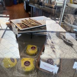 Pastry display case-gluten free Pastry display case-gluten free