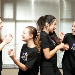 Lights Up Musical Theatre Schools - Vancouver Eastside