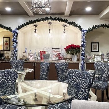 Andreas Hotel & Spa - The lounge right next to the lobby. It was so cute! We loved the Xmas decorations! Super cozy! - Hotels Near Me - Palm Springs, California Andreas Hotel & Spa - The lounge right next to the lobby. It was so cute! We loved the Xmas decorations! Super cozy! - Hotels Near Me - Palm Springs, California
