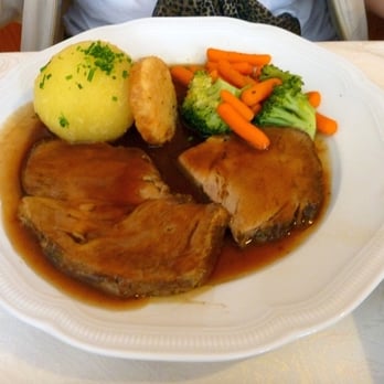 Gasthaus Paulus - Restaurants Near Me - Neustadt, BY