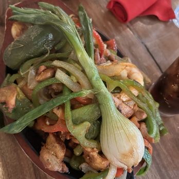 Rosa Madera - Fajitas trio - Mexican Near Me - Camarillo, California Rosa Madera - Fajitas trio - Mexican Near Me - Camarillo, California