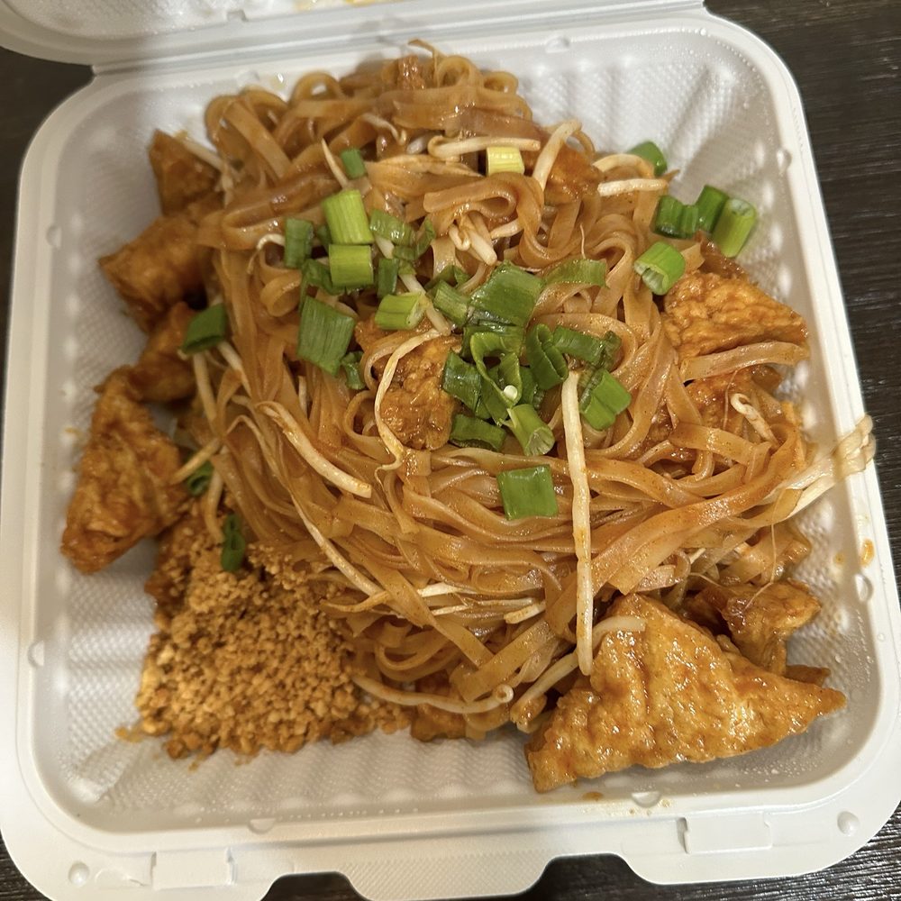 Royyim Thai - Vegan Vegan - Pad Thai - Thai Near Me - Mesa, Arizona Royyim Thai - Vegan Vegan - Pad Thai - Thai Near Me - Mesa, Arizona