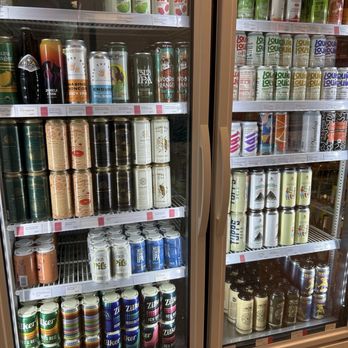 Tiny Grocer / Hyde Park - Cold beer - Grocery Near Me - Austin, Texas
