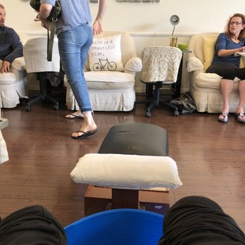 Color Me Green - Nail Salons Near Me - Manhattan Beach, California