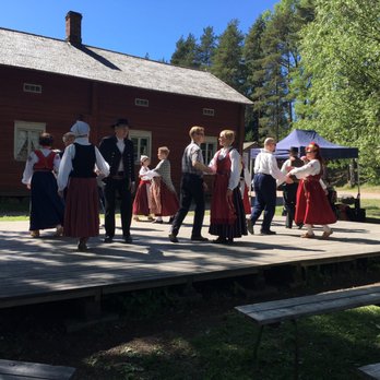 Seurasaari - Traditional Finnish dance - Landmarks & Historical Buildings Near Me - Helsinki, 18