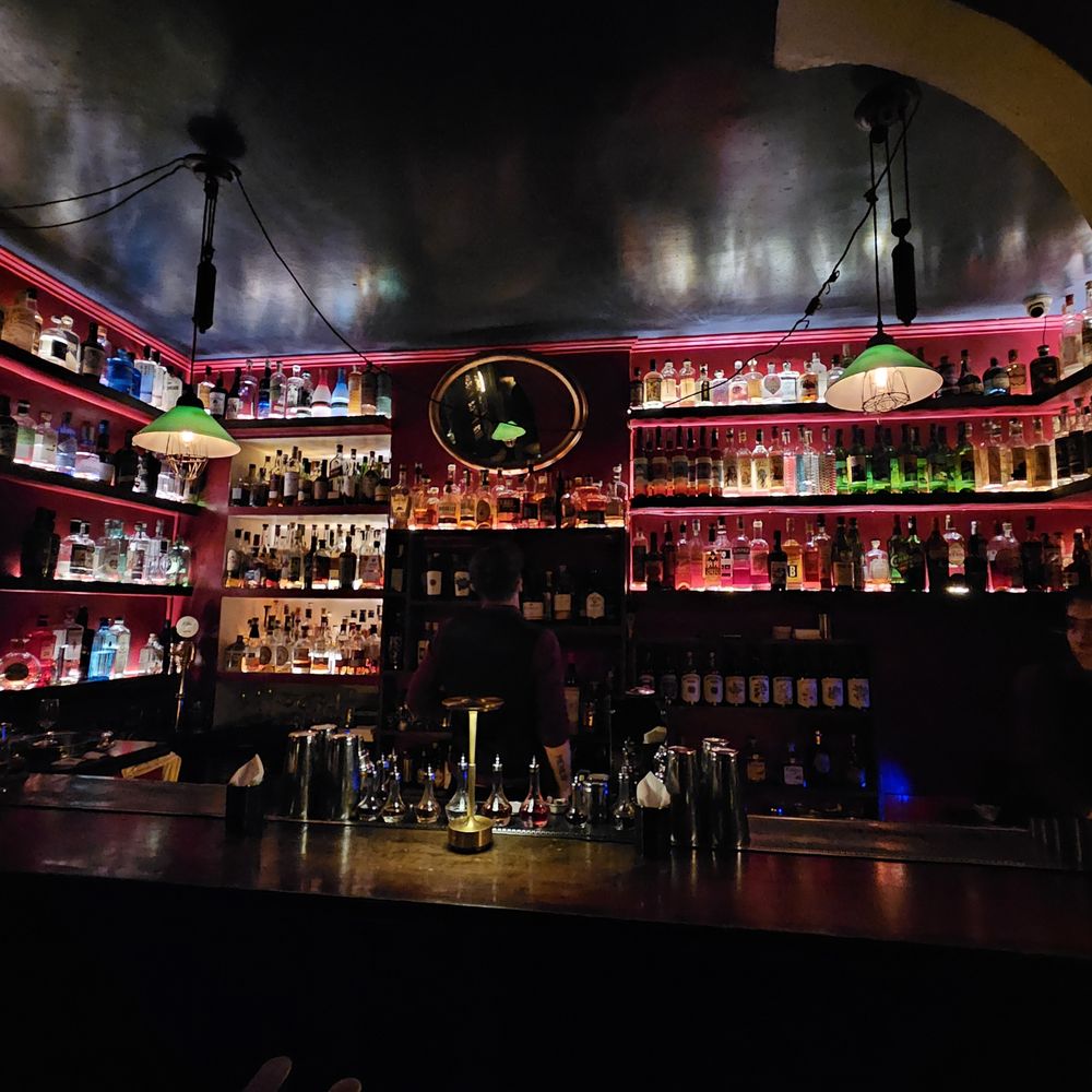 Bar Bar