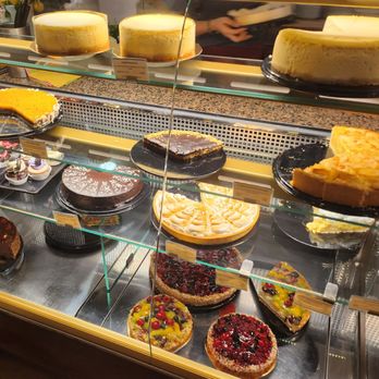 Der Kuchenladen - Patisserie/Cake Shop Near Me - Berlin, BE Der Kuchenladen - Patisserie/Cake Shop Near Me - Berlin, BE